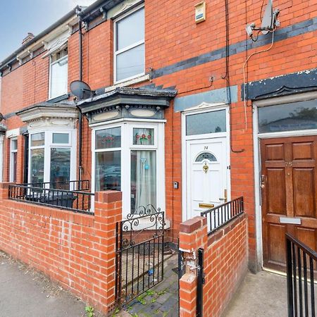 Fantastic 3 Bedroom House *Free Parking* Wolverhampton Zewnętrze zdjęcie